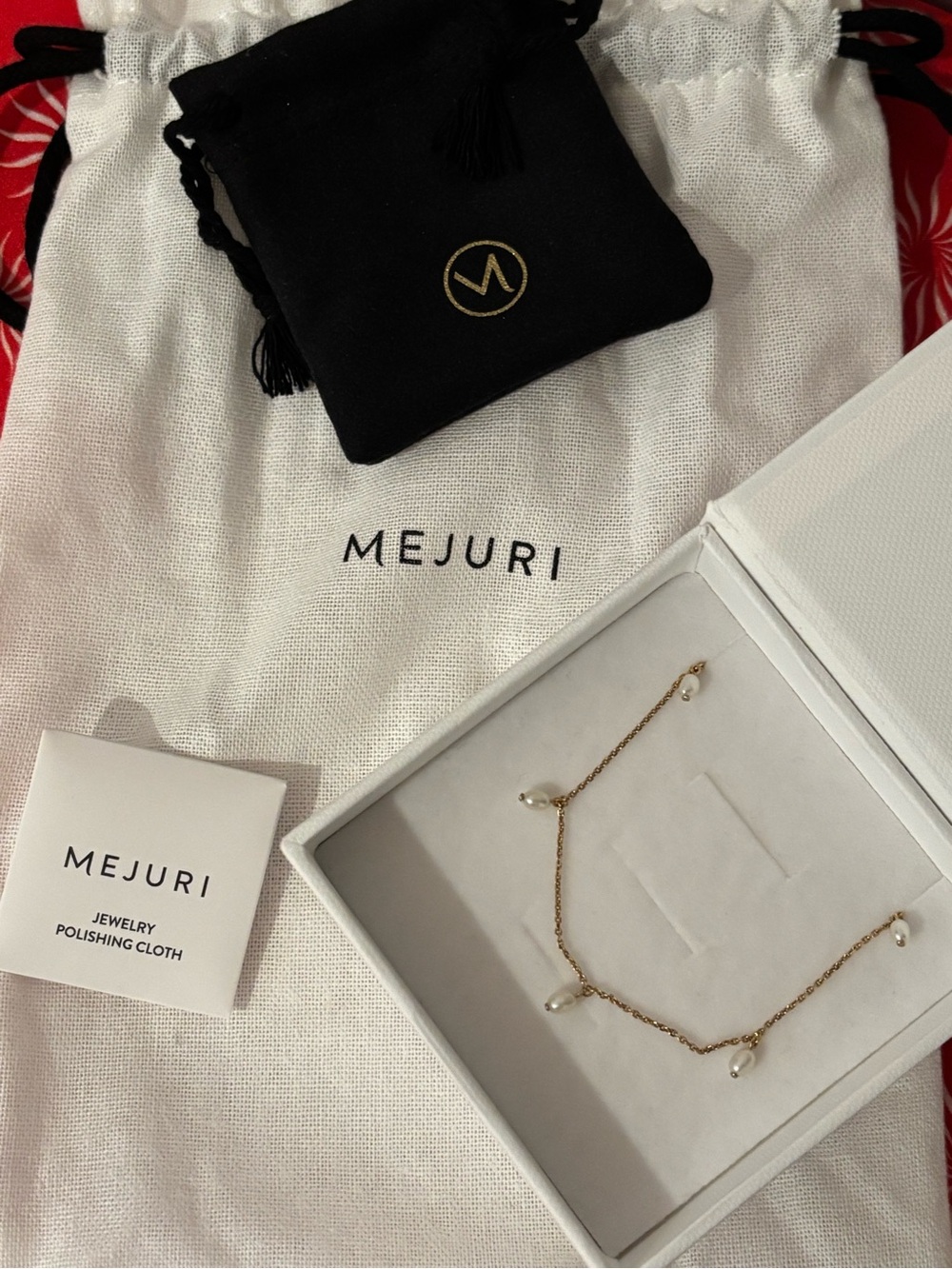 MEJURI - Tiny Pearl Station Necklace - 18k Gold Vermeil, Pearl - Picture 2 of 5